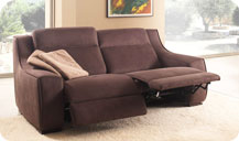 Дивани-реклайнери: що це?